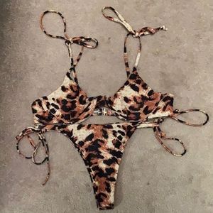 Zaful Cheetah Print Bathing Suit